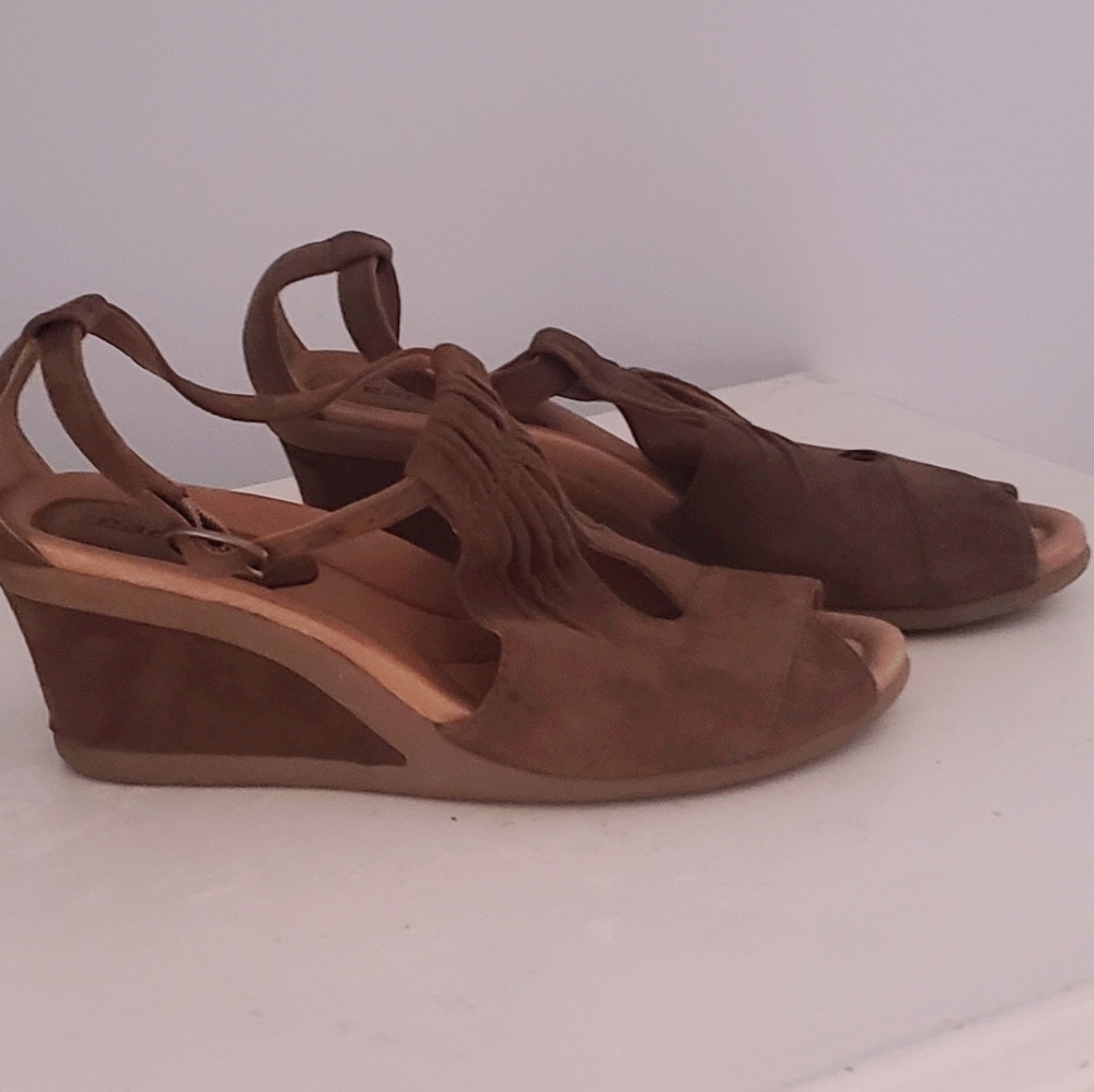 Earth shoes 8.5